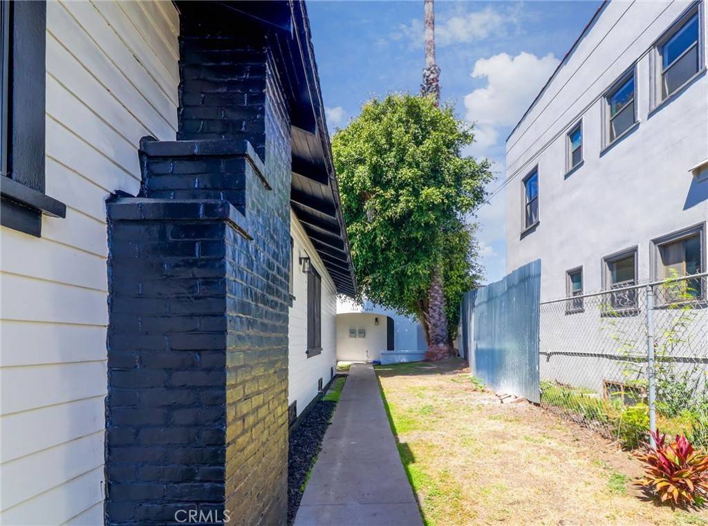 San Pedro, CA 90731,1209 S Grand AVE #1211