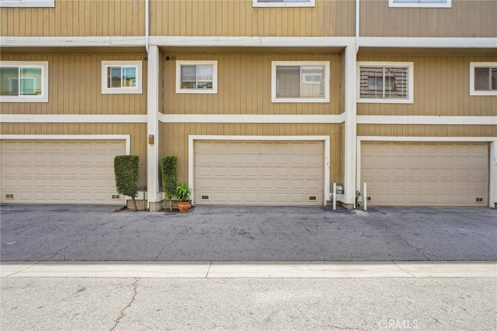 San Fernando, CA 91340,1933 Glenoaks BLVD #127