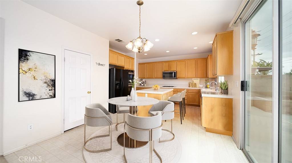 Eastvale, CA 91752,6933 Rio Grande DR