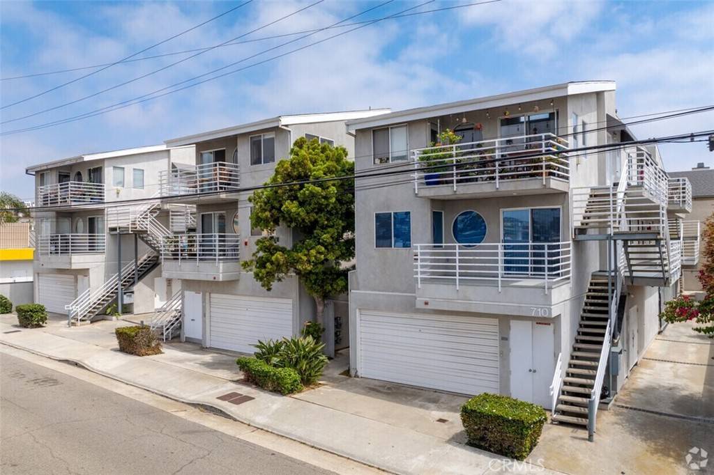 Hermosa Beach, CA 90254,710 5th ST