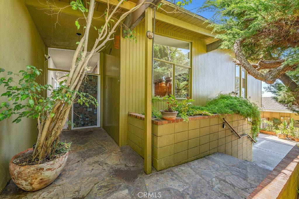 Rancho Palos Verdes, CA 90275,30211 Via Rivera