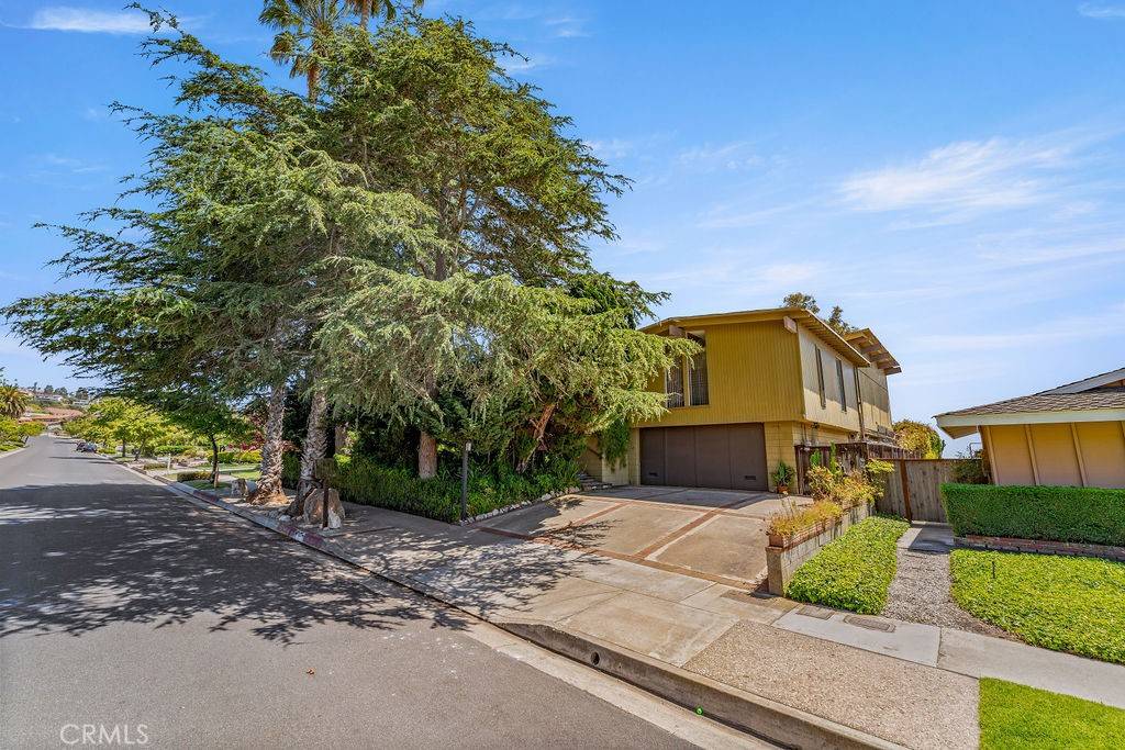 Rancho Palos Verdes, CA 90275,30211 Via Rivera