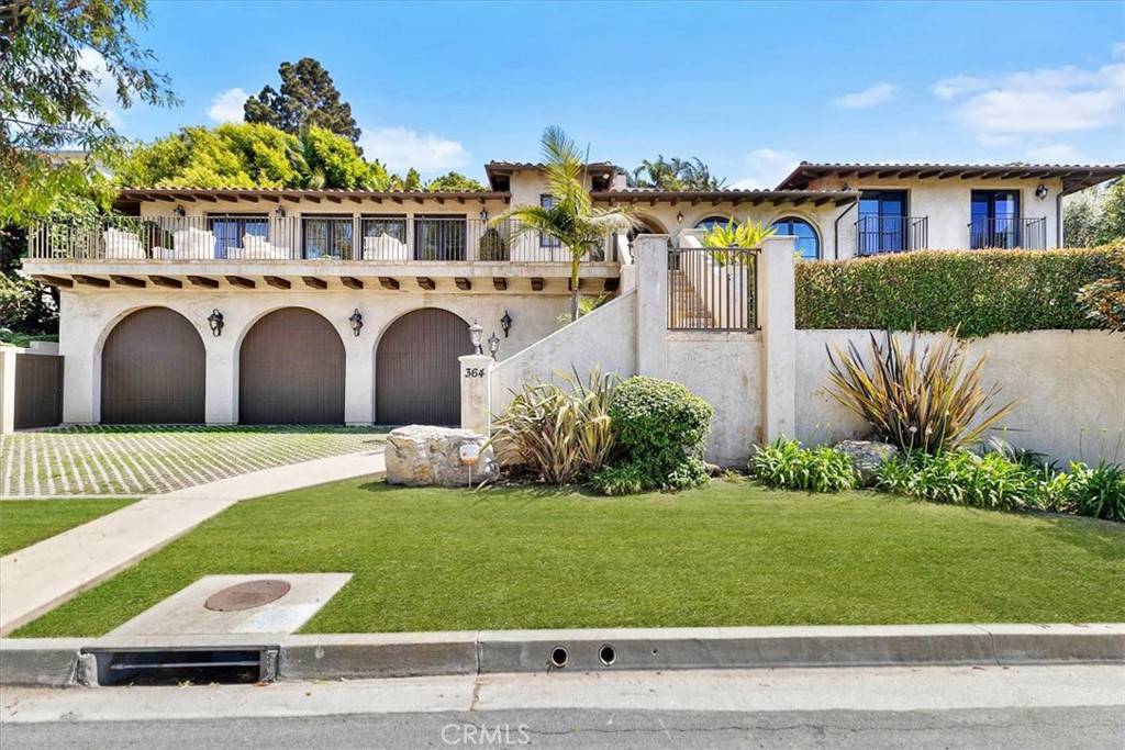 Palos Verdes Estates, CA 90274,364 Via Almar