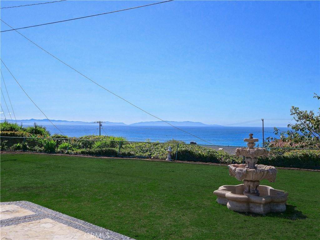 Rancho Palos Verdes, CA 90275,4348 Exultant DR