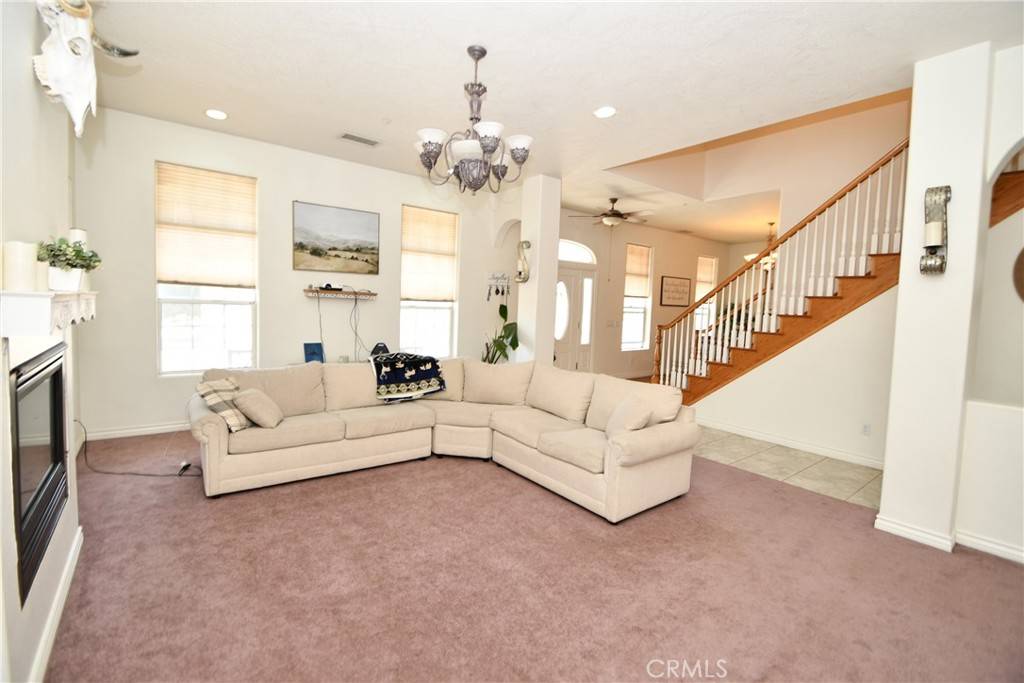 Oak Hills, CA 92344,8250 Cataba RD