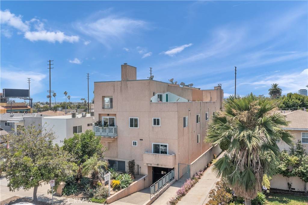 Los Angeles, CA 90034,3439 Keystone AVE #3