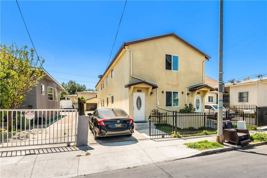 Los Angeles, CA 90037,240 W 46th ST