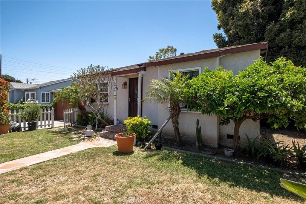 Lawndale, CA 90260,4024 W 166th ST