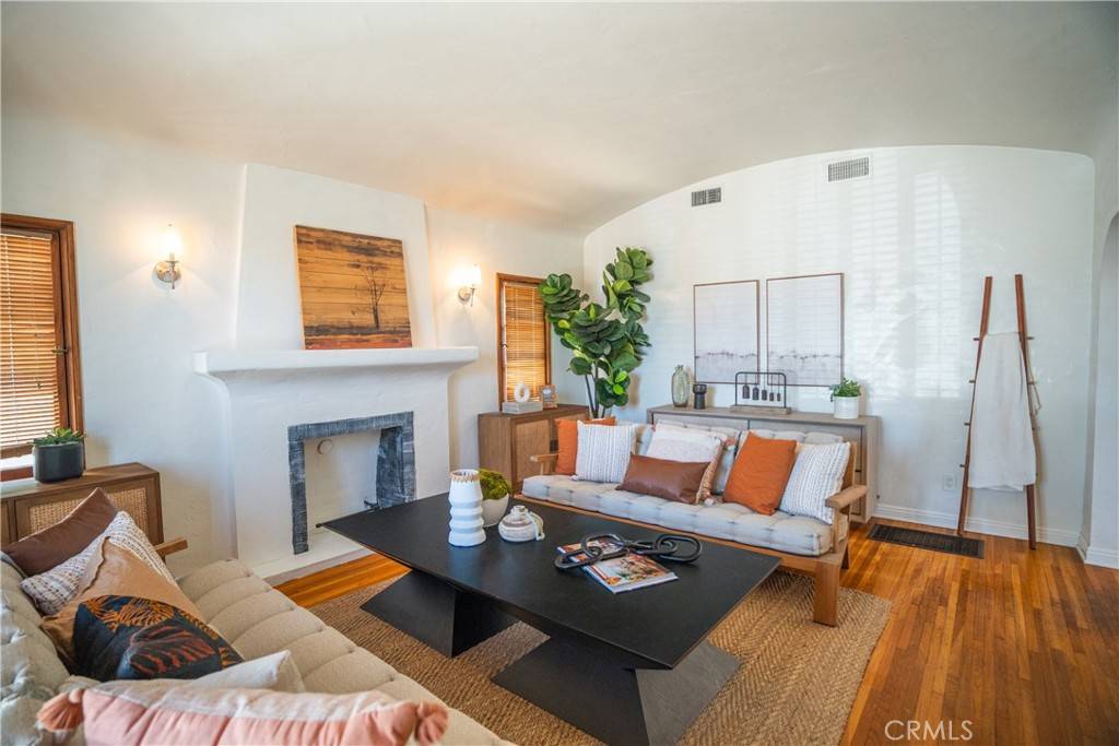 Long Beach, CA 90806,2691 Golden AVE