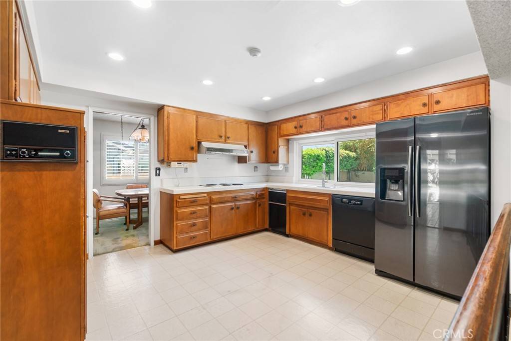 Downey, CA 90242,8754 Prichard ST