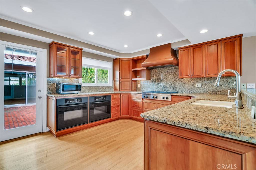 Palos Verdes Estates, CA 90274,43 Coronel