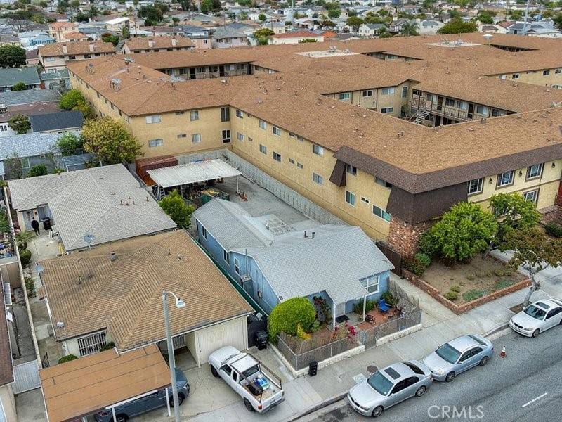 Lawndale, CA 90260,4637 Marine AVE