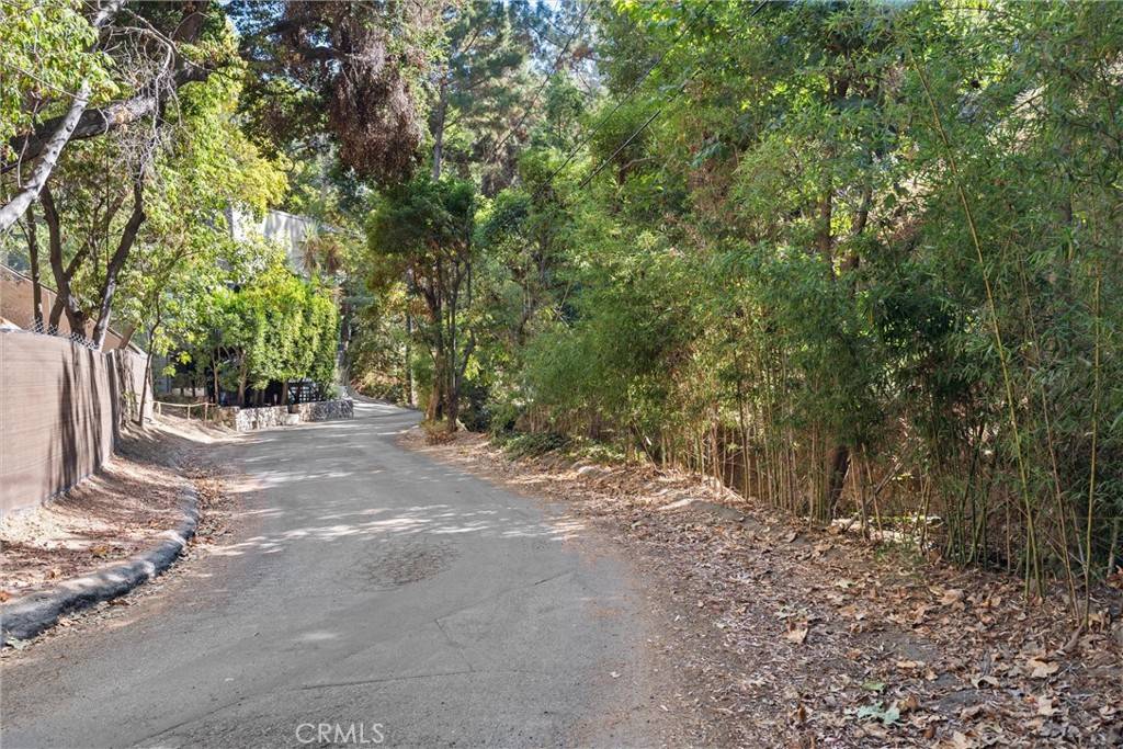 Los Angeles, CA 90046,2721 Jalmia DR
