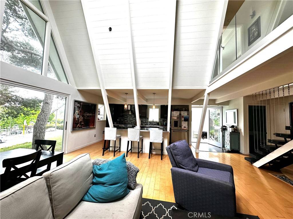 Redondo Beach, CA 90278,2209 Fisher Court