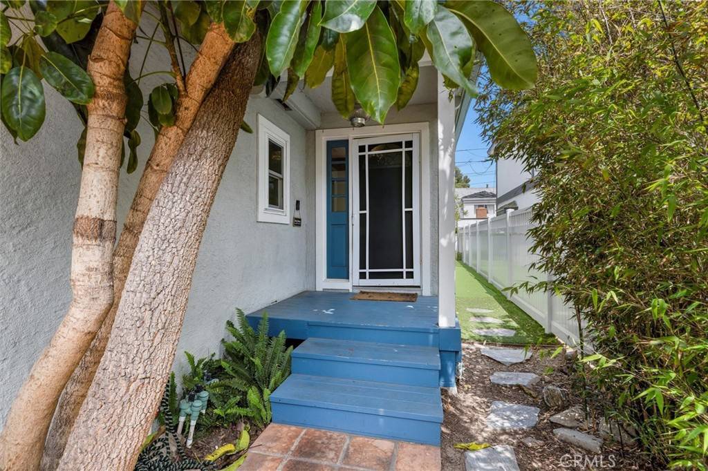 Manhattan Beach, CA 90266,3528 Pacific AVE