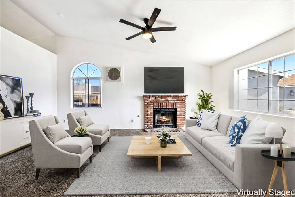 Rosamond, CA 93560,3112 Echo DR