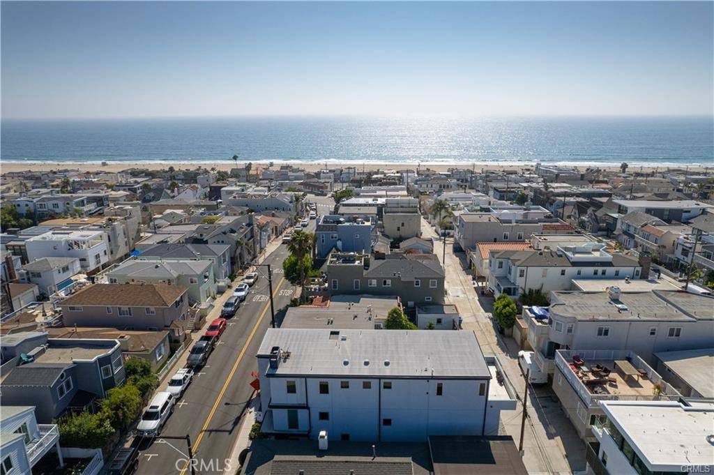 Hermosa Beach, CA 90254,339 27th ST