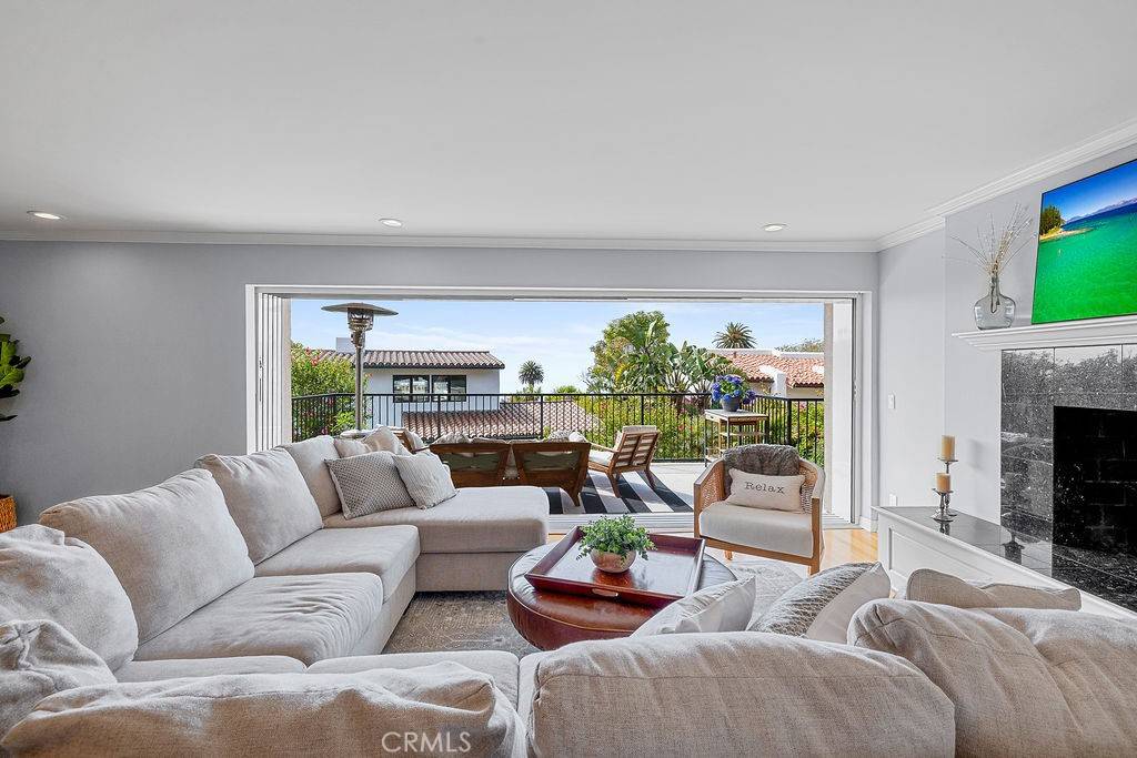 Palos Verdes Estates, CA 90274,1609 Via Montemar