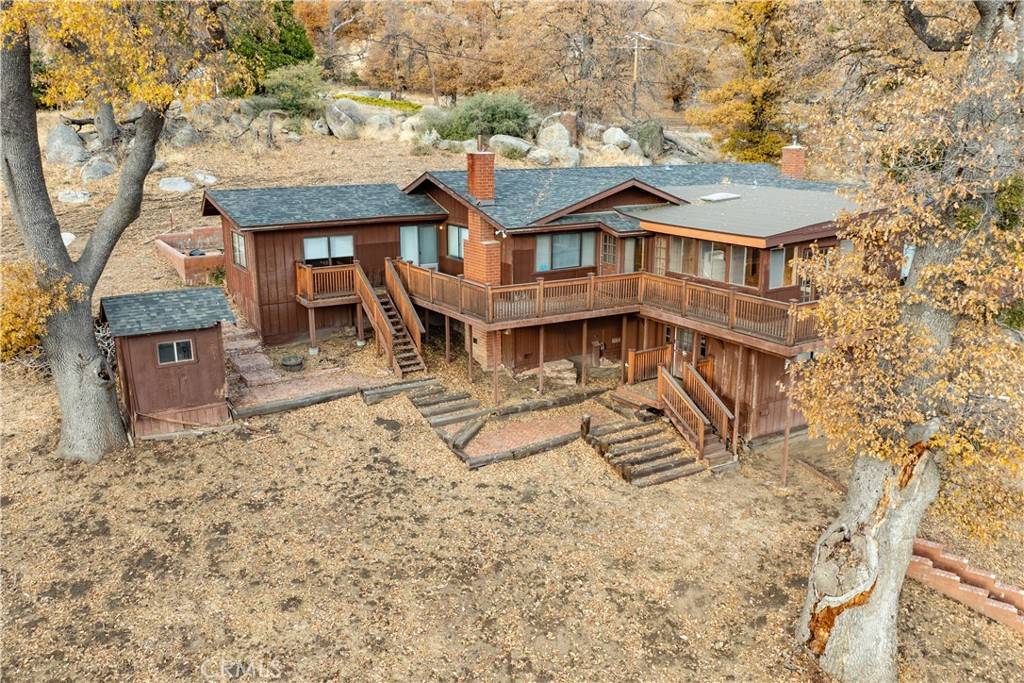 Tehachapi, CA 93561,26601 Deertrail DR