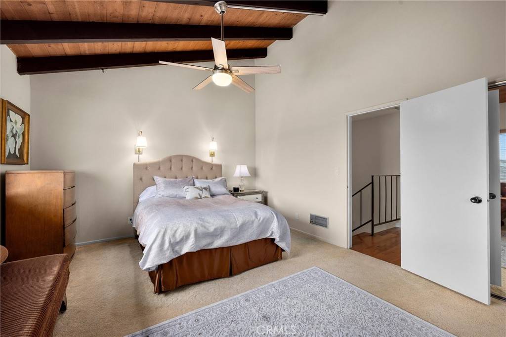 Redondo Beach, CA 90278,504 Harkness LN #1