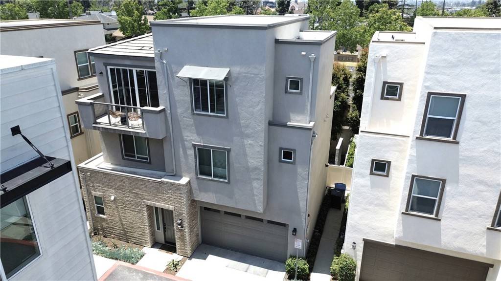 Inglewood, CA 90301,533 Daniel Freeman CIR