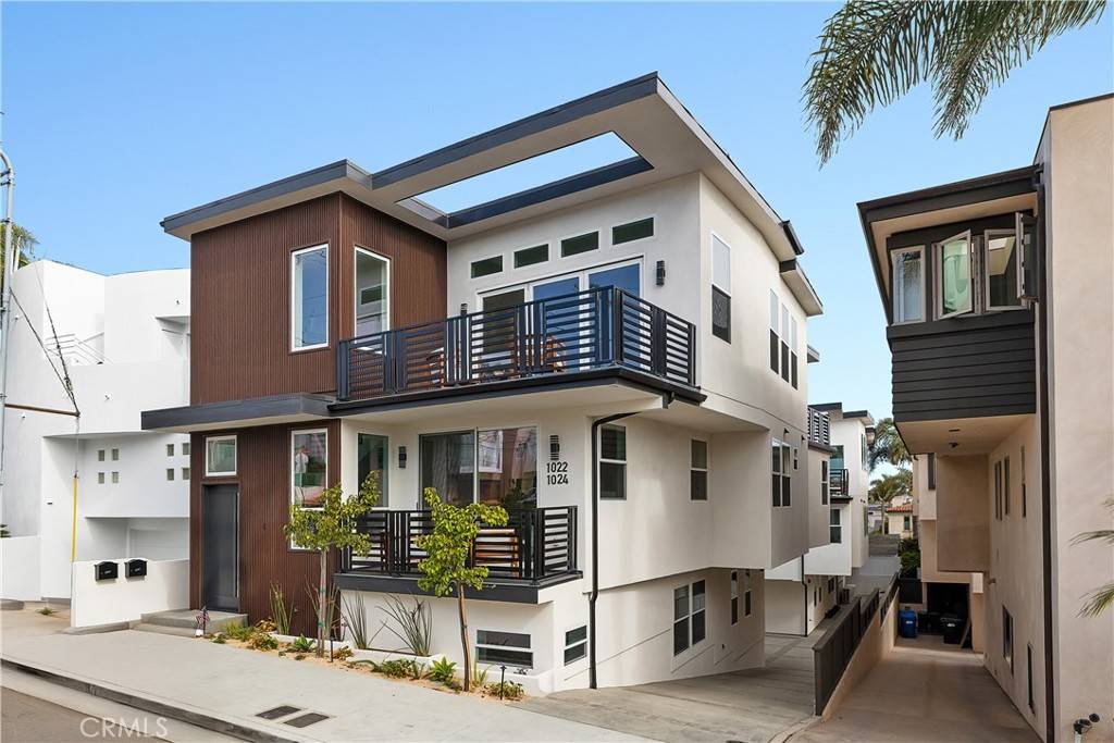 Hermosa Beach, CA 90254,1022 17th ST