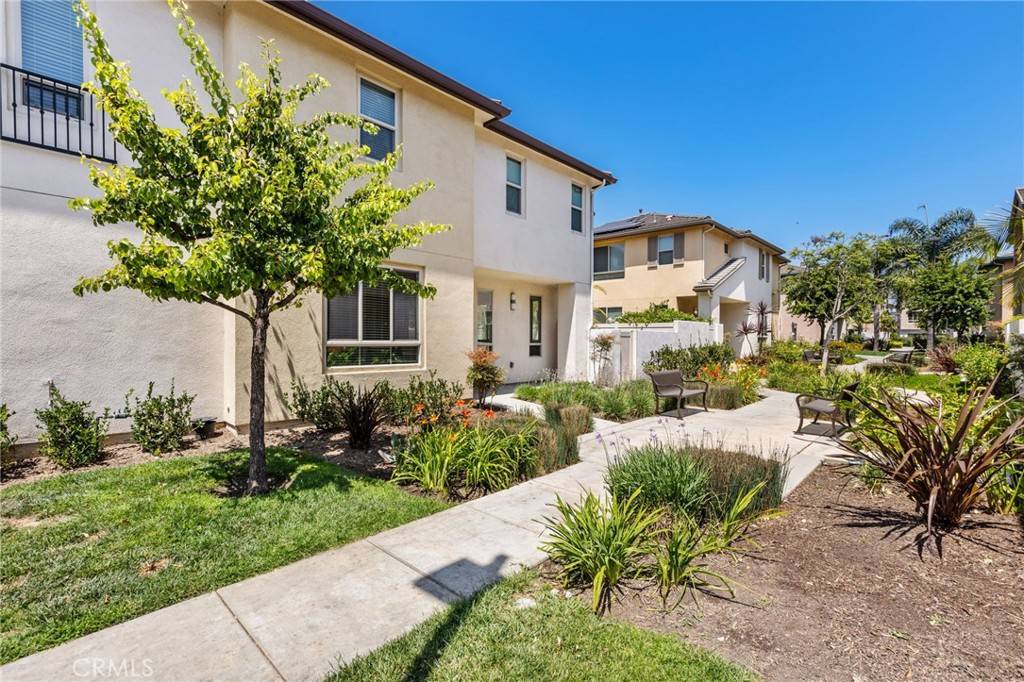 Hawthorne, CA 90250,12016 Fairmont CT