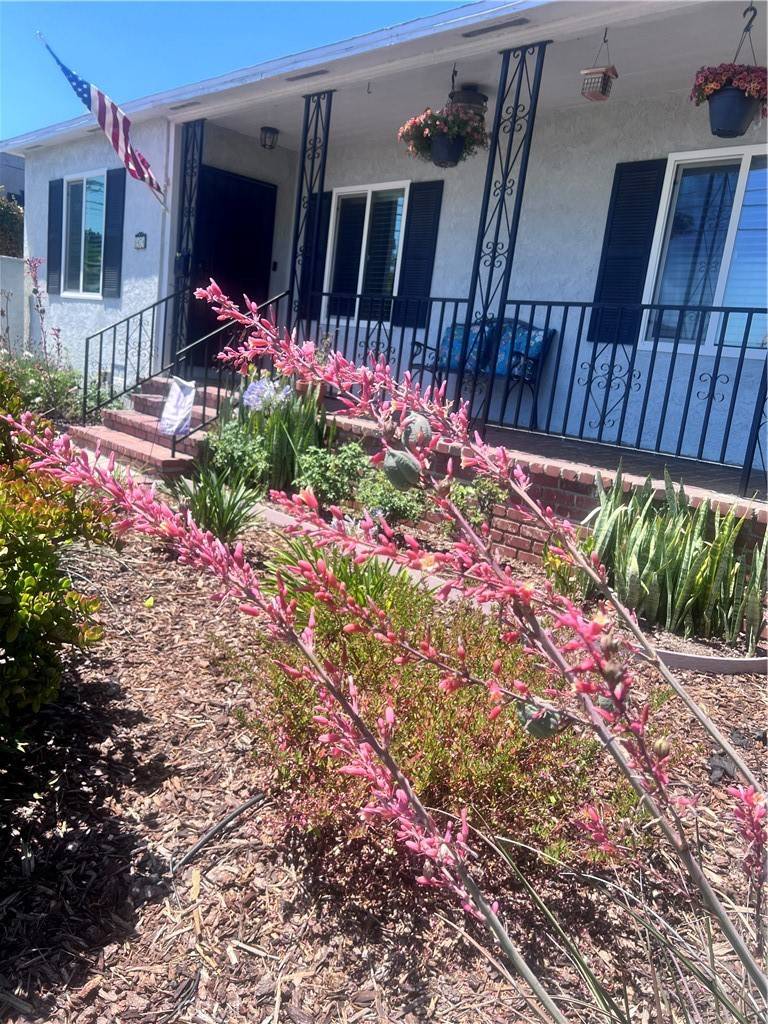 San Pedro, CA 90732,1474 W 1st ST
