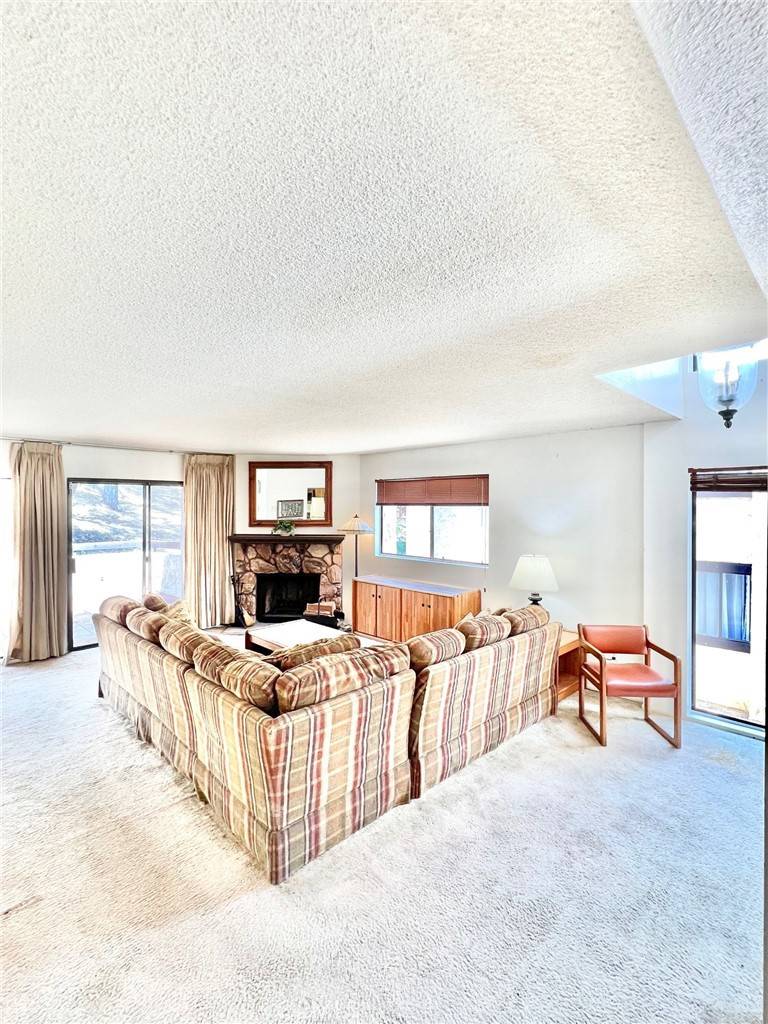 Avalon, CA 90704,35 Cabrillo DR