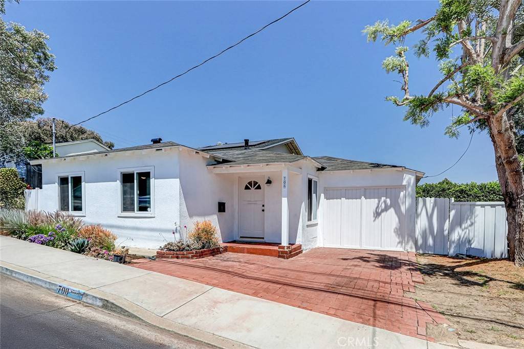 Manhattan Beach, CA 90266,708 S Redondo AVE