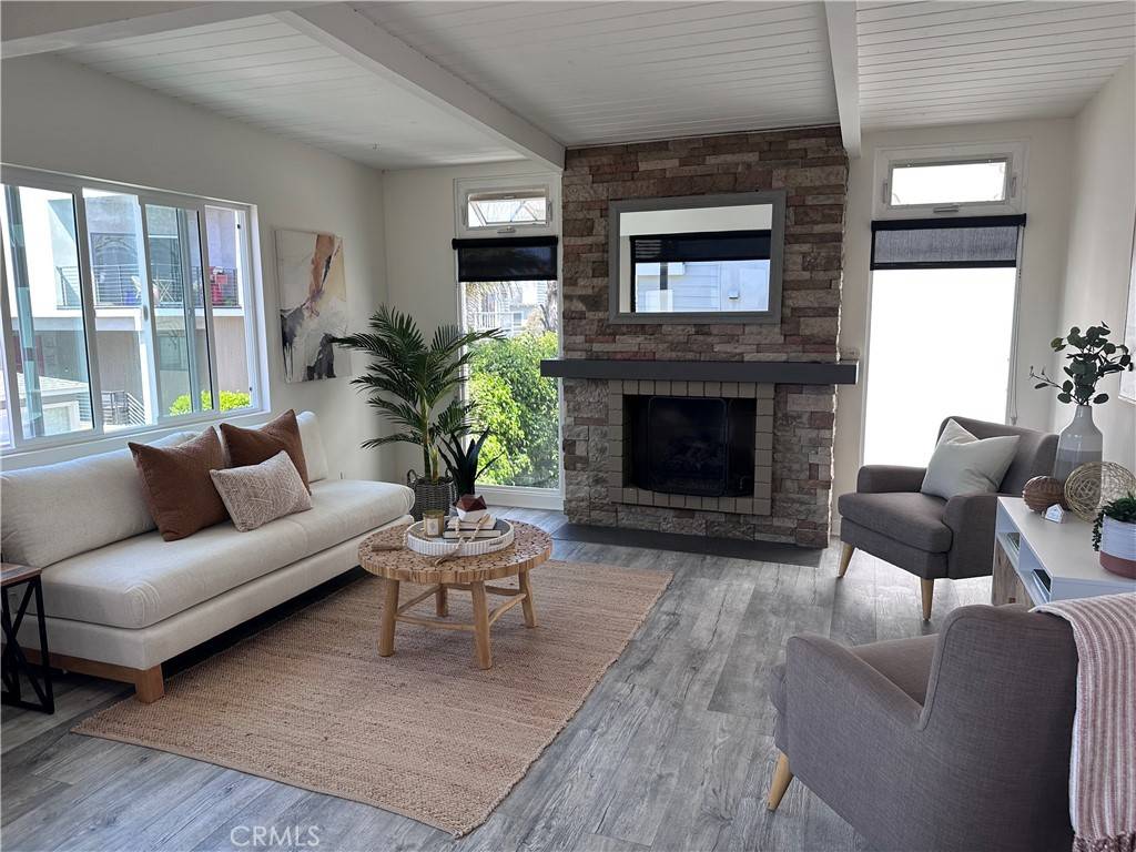 Manhattan Beach, CA 90266,440 29th ST