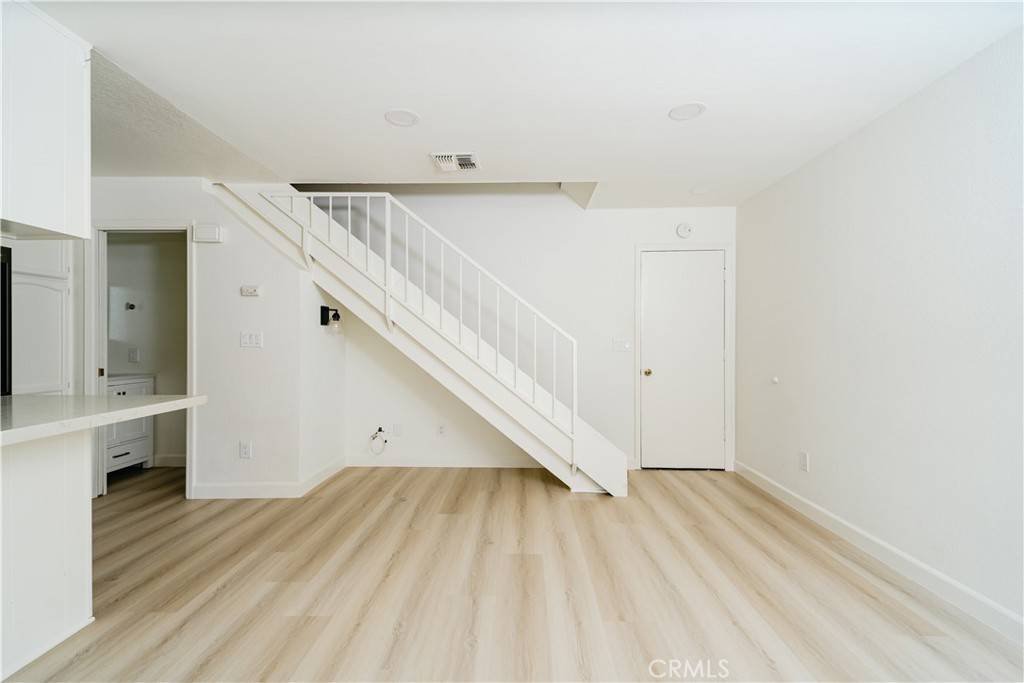 Gardena, CA 90247,1438 W 146th ST #6