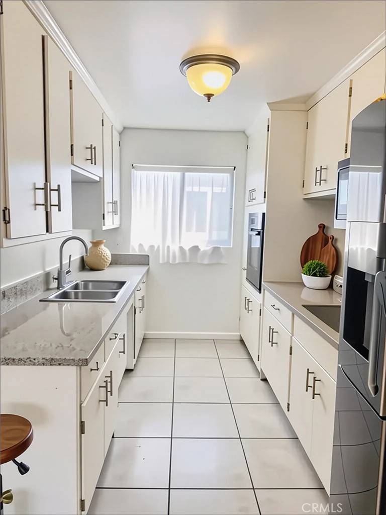 Long Beach, CA 90802,120 Alamitos AVE #36