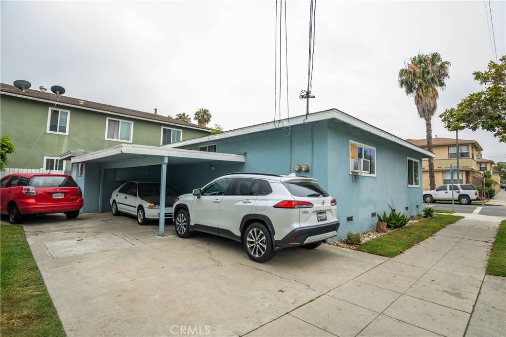 Long Beach, CA 90806,290 W 19th ST