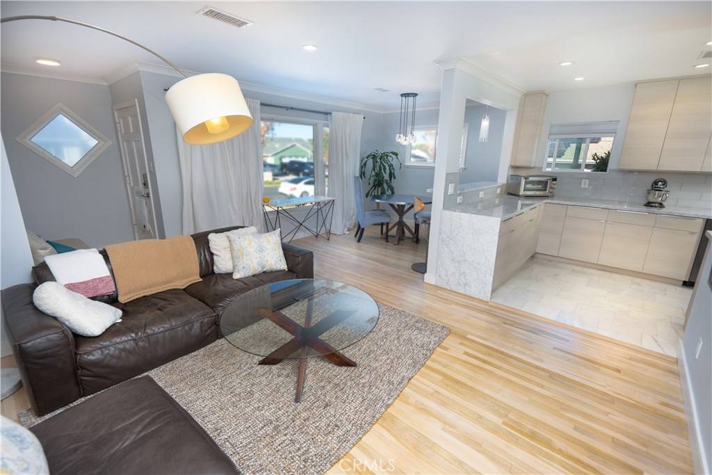 Torrance, CA 90503,19328 Entradero AVE