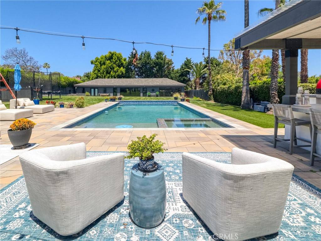 Rolling Hills Estates, CA 90274,37 Hidden Valley RD