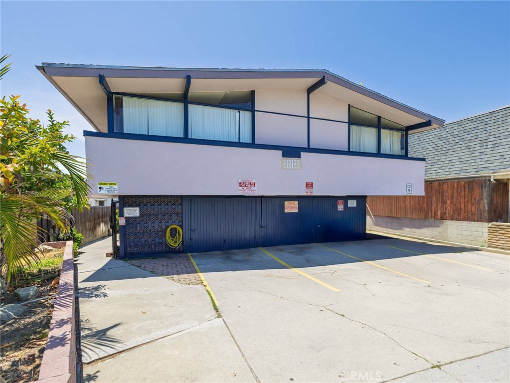Lomita, CA 90717,26025 Narbonne AVE
