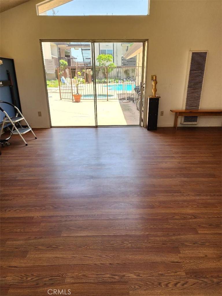 Gardena, CA 90247,15116 S Raymond AVE #104