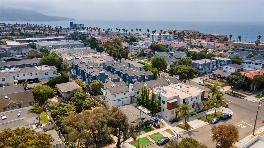 Redondo Beach, CA 90277,702 S Broadway #B