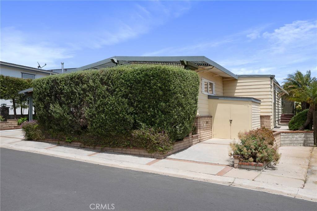 San Pedro, CA 90732,2275 W 25th #18
