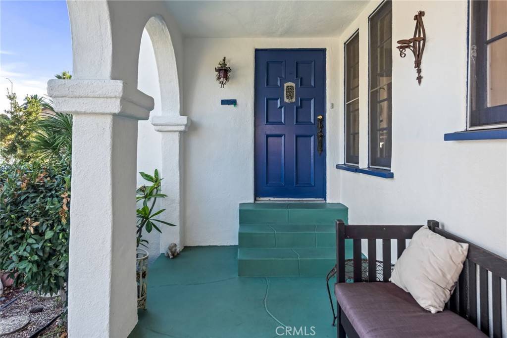 Los Angeles, CA 90034,2431 S Holt AVE