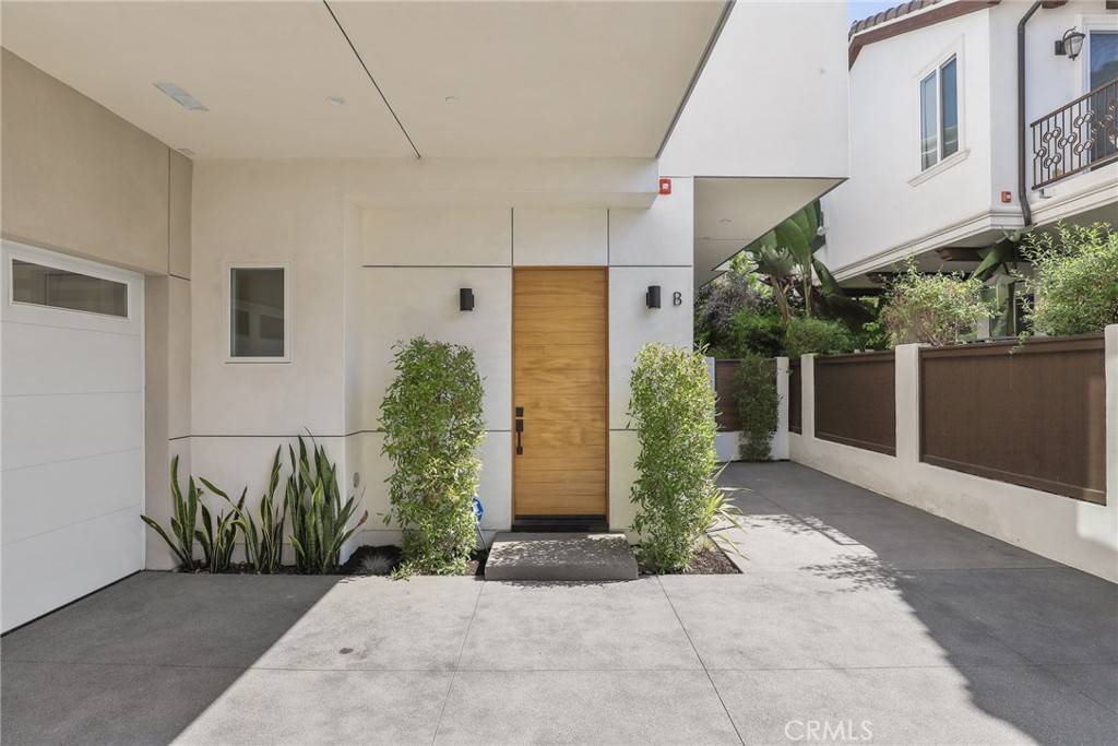 Redondo Beach, CA 90278,2206 Bataan RD #B