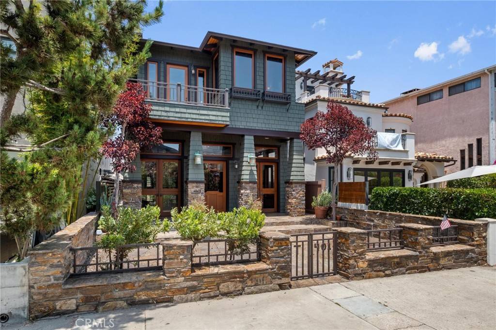 Manhattan Beach, CA 90266,401 8th ST