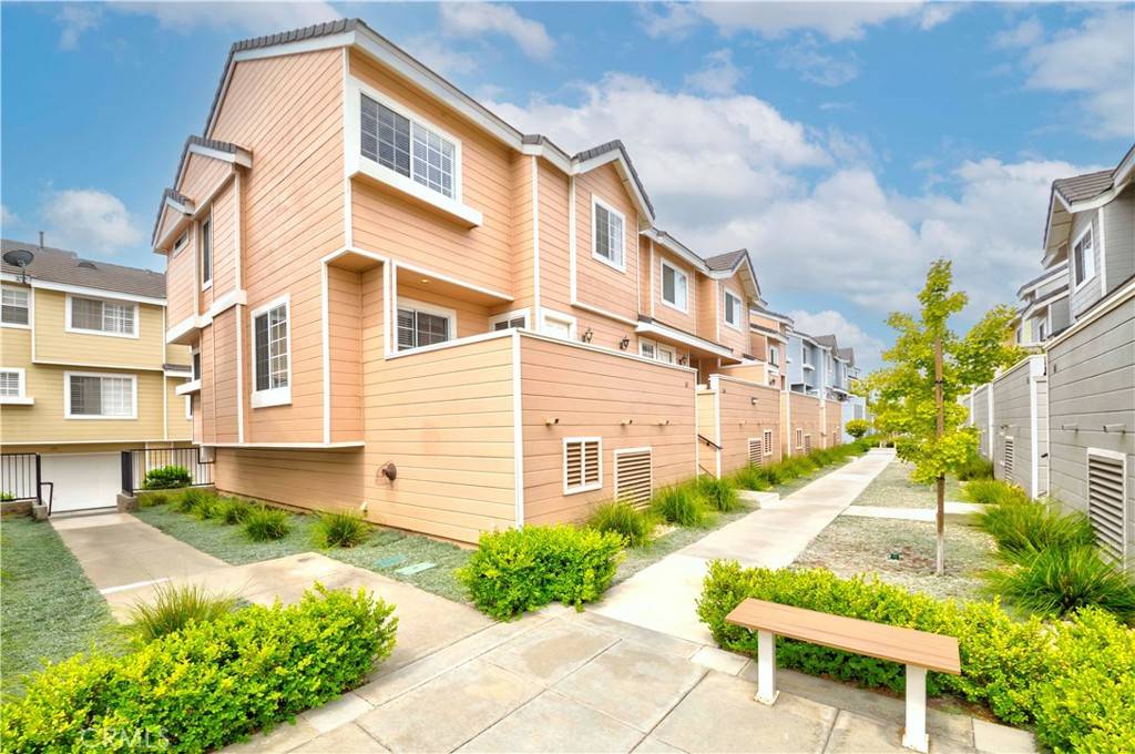 Torrance, CA 90503,2800 Plaza Del Amo #167