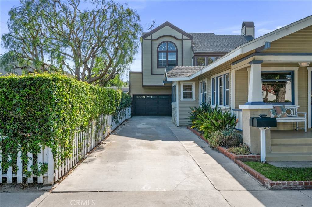 Long Beach, CA 90814,533 Roswell AVE