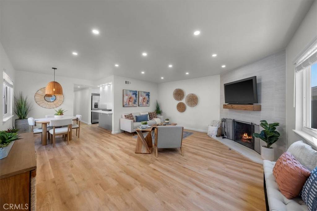 Lawndale, CA 90260,14508 Burin AVE
