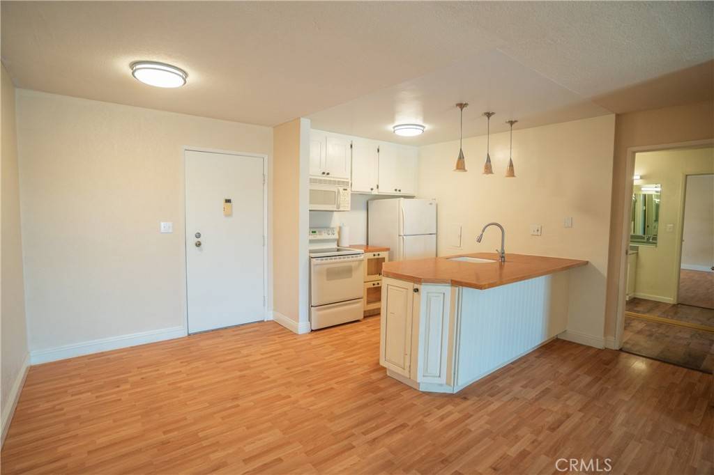 Long Beach, CA 90804,5585 E Pacific Coast #161