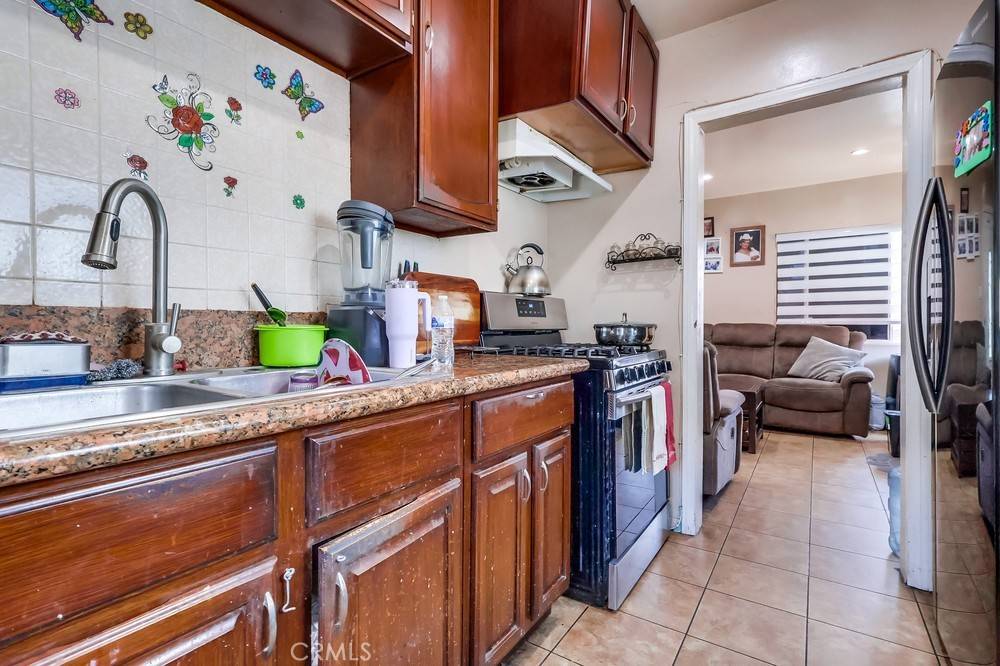 Lawndale, CA 90260,4305 W 153rd ST