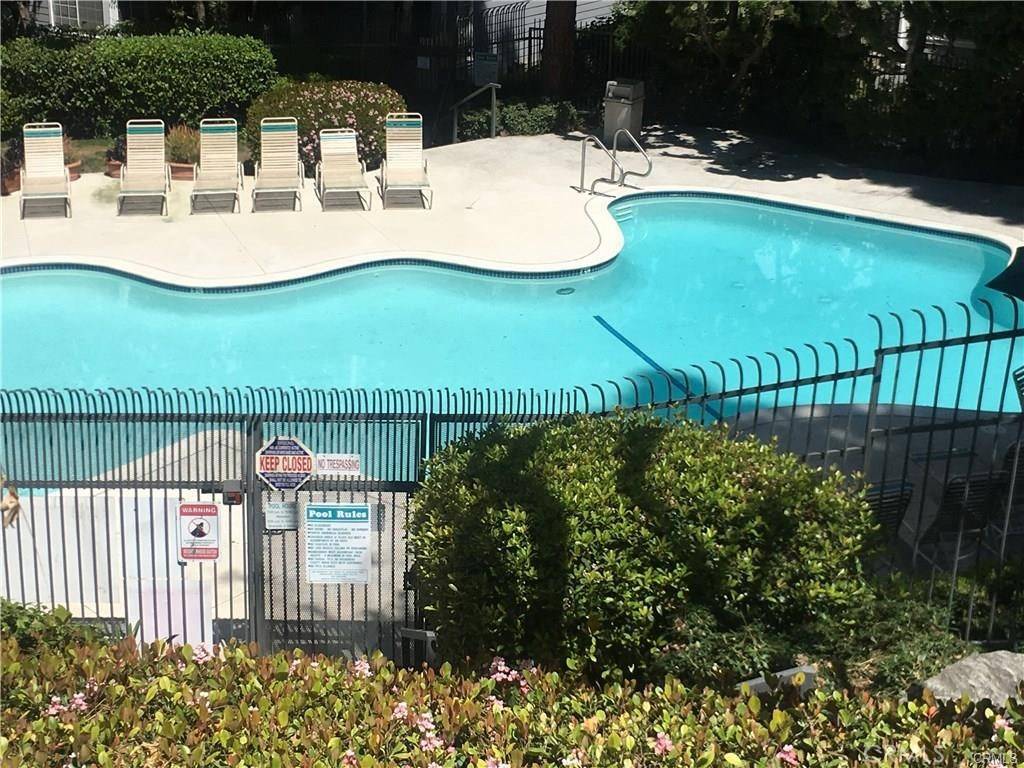 San Pedro, CA 90732,1406 Brett PL #209