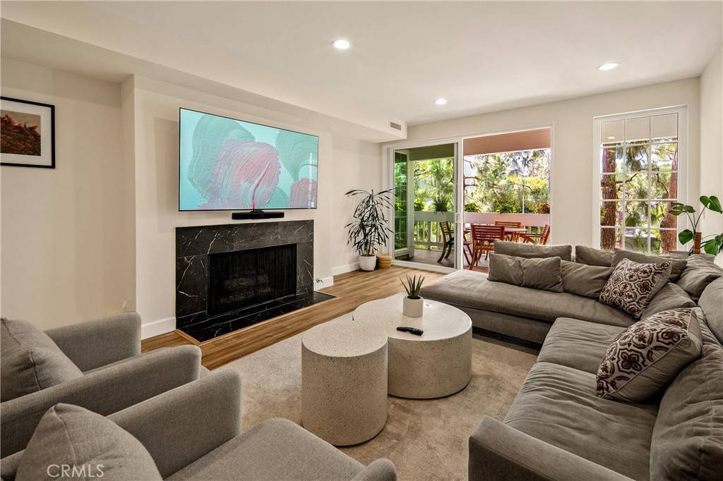 Marina Del Rey, CA 90292,13078 Mindanao WAY #211